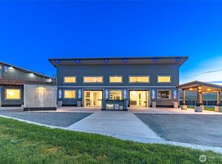 4232 Desmarais Rd, Moxee, WA 98936