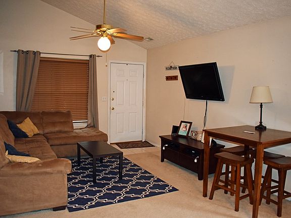 5th image of 968 Millcreek Dr