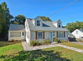 9 Bryn Mawr Ave, Worcester, MA 01605