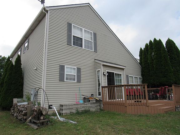 5th image of 1700 Lake Pointe Ct