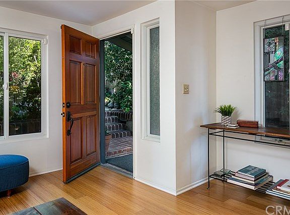5th image of 468 W Montecito Ave