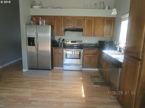 3rd image of 17814 SE 23rd St