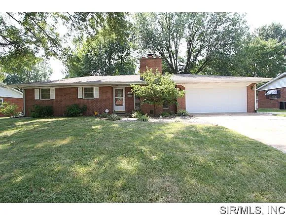 16 Stratford Way photo 1