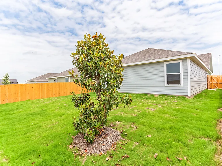 9781 Skyhawk Ave — Photo 23