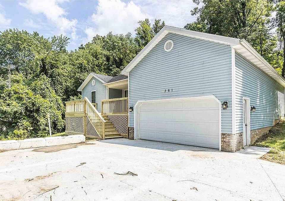 1st image of 361 W Melchoir Dr S