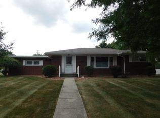 204 Center Ave, Kendallville, IN