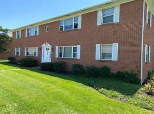 4988 Arbor Village Dr #D, Columbus, OH 43214