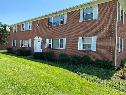 4988 Arbor Village Dr #D Photo 1