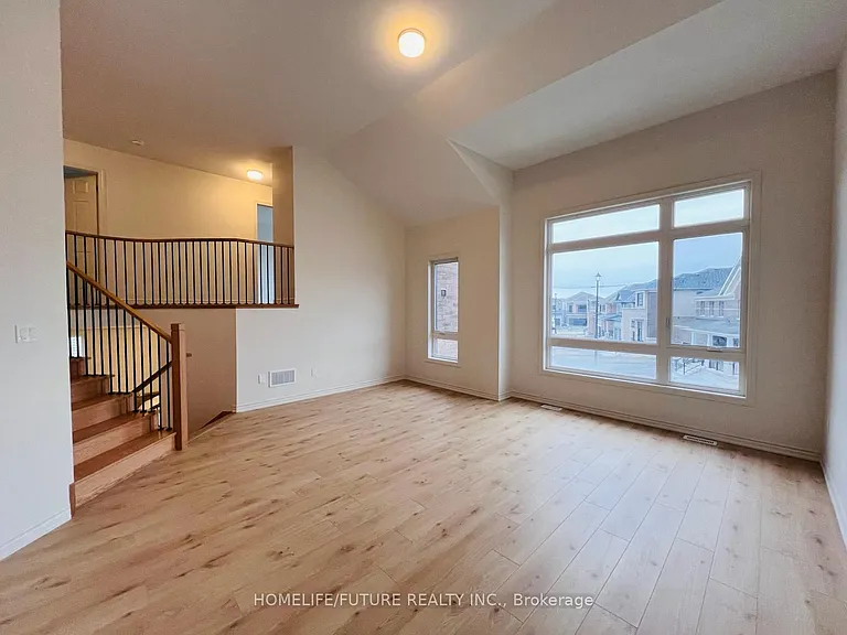 521 Hornbeck St — Photo 12