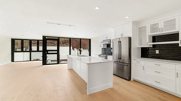 Rented by Corcoran | media 8