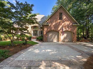 214 Legacy Woods Dr, Wallace, NC 28466