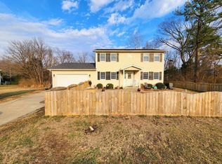 224 Cashen Dr, Makanda, IL 62958