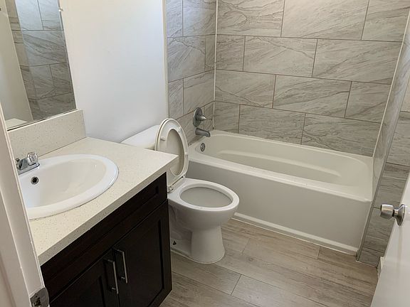 5th image of 627 N Alexandria Ave #11246634