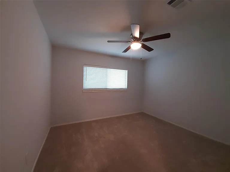 8 Fawnchase Ct — Photo 22