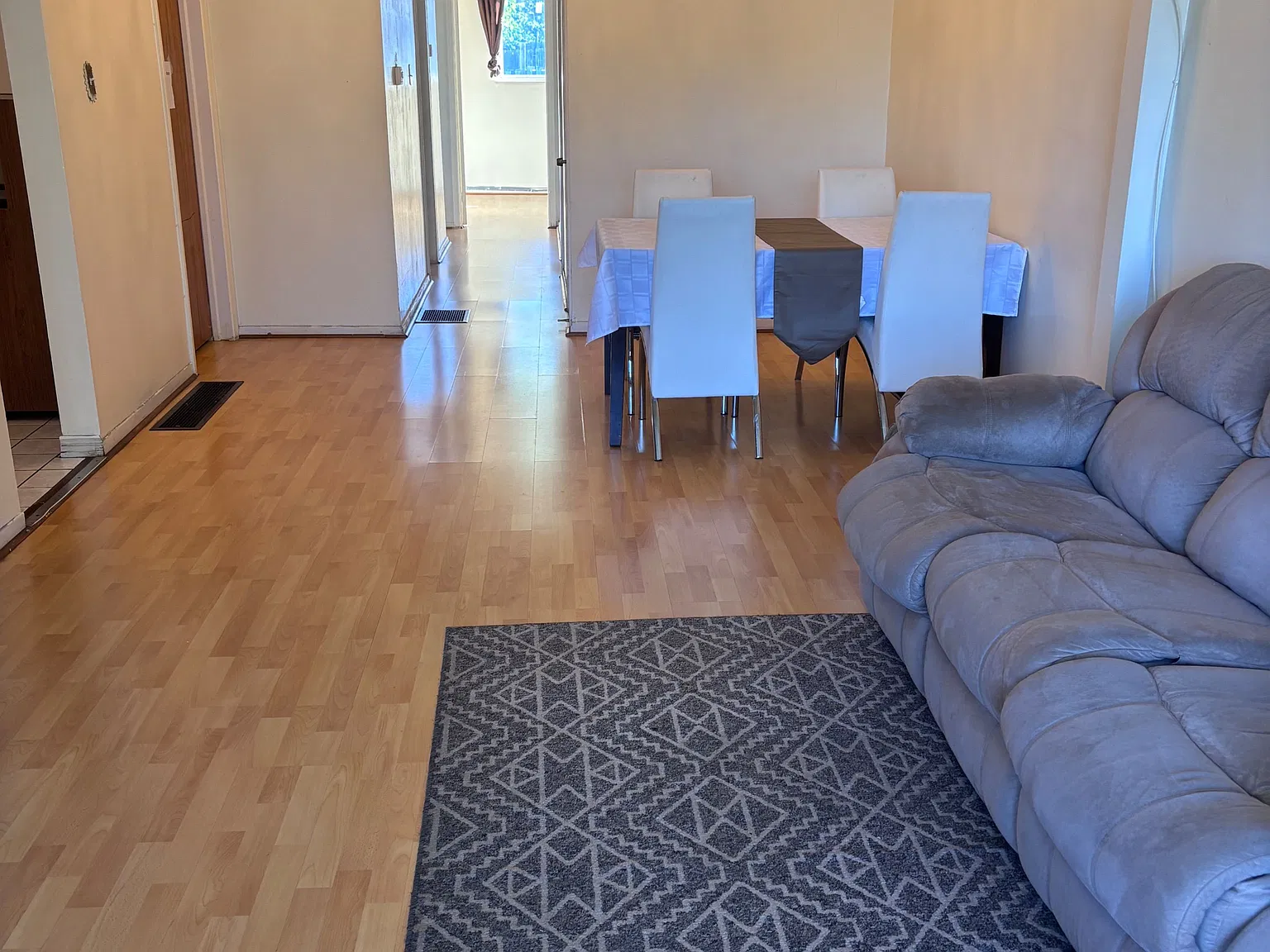 3 bed, $2,380 — Photo 2