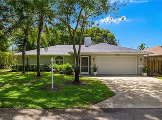 12393 Londonderry LN, BONITA SPRINGS, FL 34135