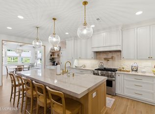 11 Rolling Meadows Court, Cream Ridge, NJ 08514