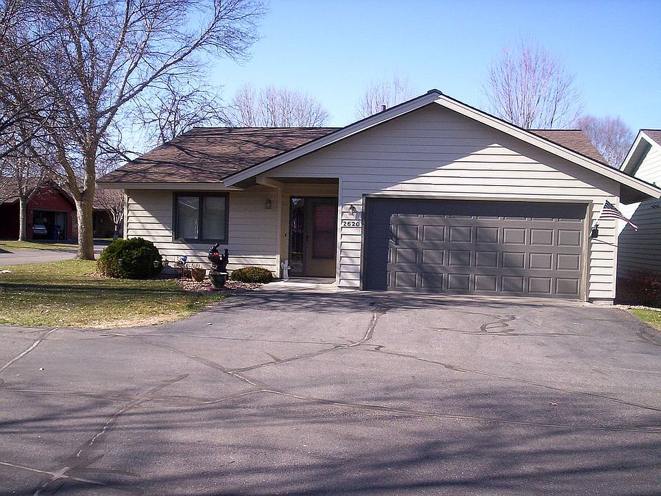 1st image of 2620 15th St N
