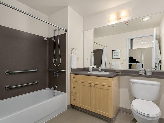 3rd image of 2717 Western Ave APT 4014