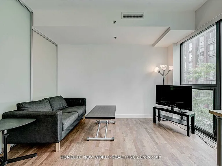 15 Beverley St #310 — Photo 11