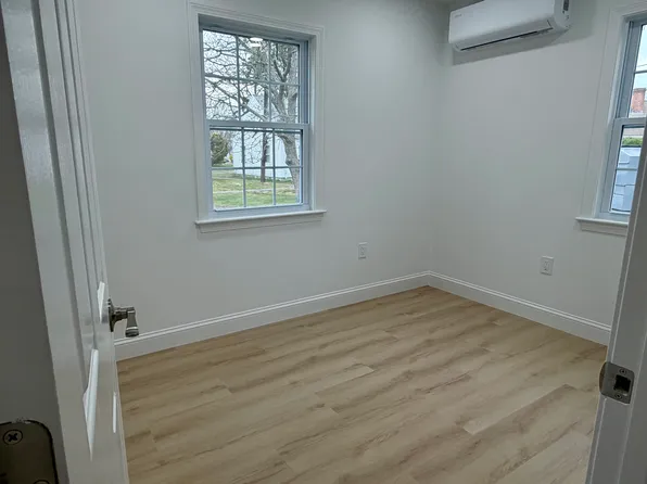 17-19 Fresh Holes Rd #17, Hyannis, MA 02601
