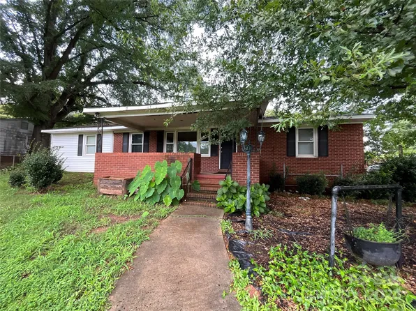 2418 Acapulco Dr, Gastonia, NC 28054