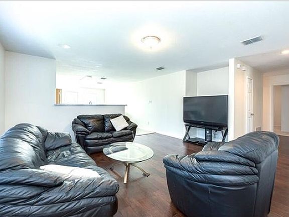 3rd image of 1444 Puerto Lago Dr
