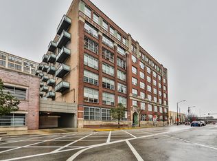 333 S Desplaines St APT 305, Chicago, IL 60661