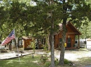 120 Jellystone Ave, Hollister, MO 65672