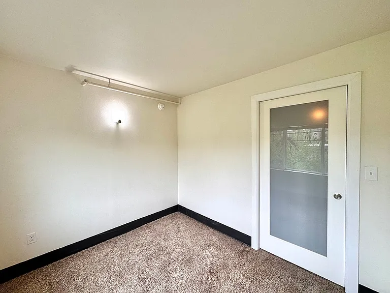 Park Place Apartments — Photo 39