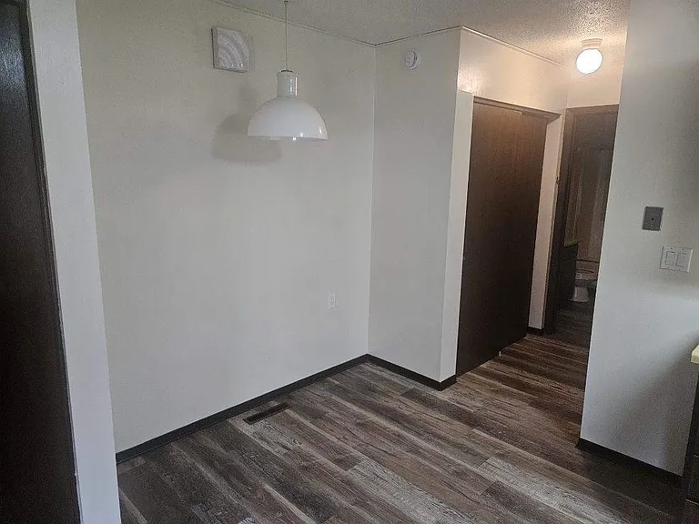 Heritage West Apartments — Photo 40