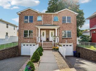 364 Grove St, East Rutherford, NJ 07073