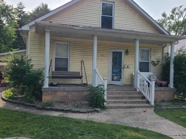 522 College Ave, Centralia, IL 62801