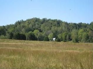 953 Grimes Rd, Centerville, TN 37033