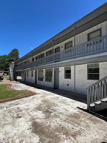 3620 Elizabeth St Photo 1