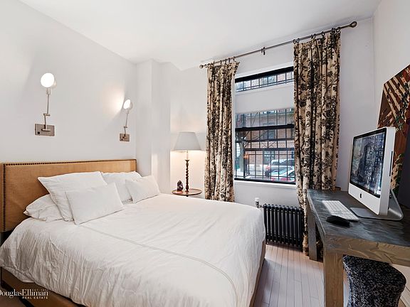4th image of 320 W End Ave Penthouse 1-C