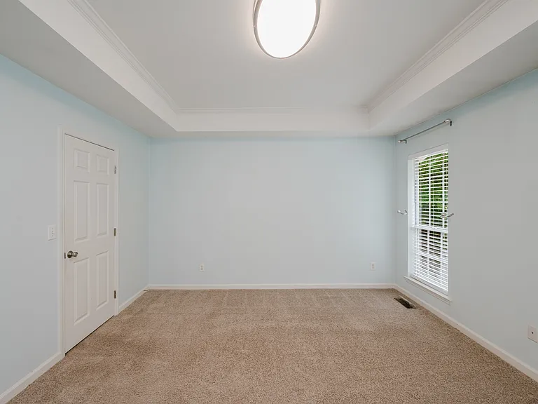 120 Lynn Dr — Photo 19