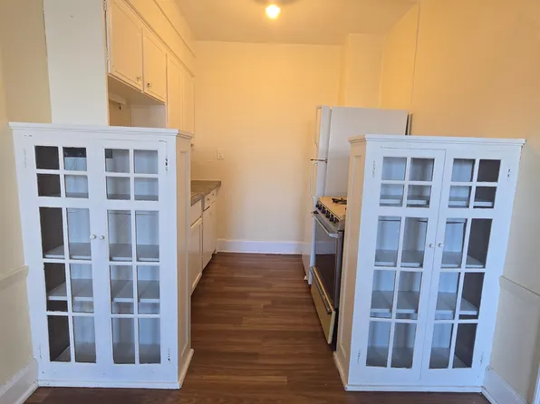 Whitestone Manor Apartments