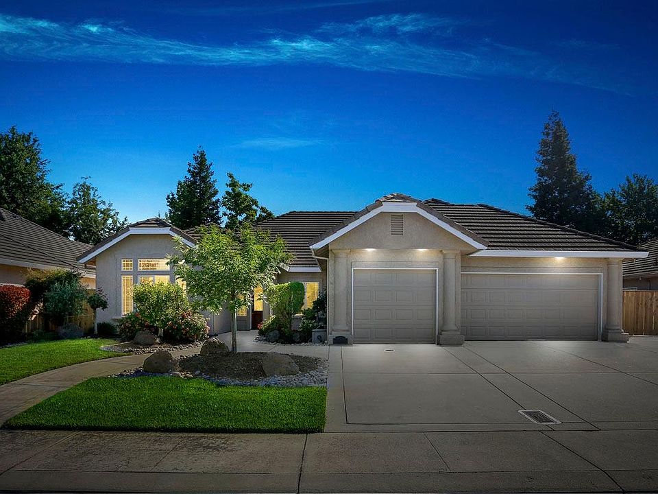 1st image of 19568 Windwood Dr