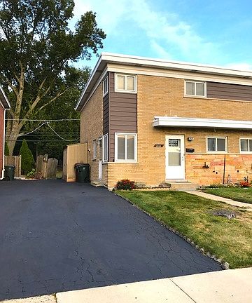 2nd image of 8549 Hamilton Dr