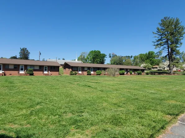 4160 James St APT 12, Winston Salem, NC 27106