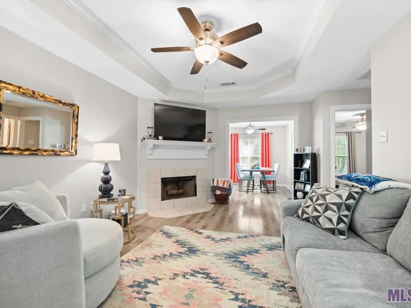 32596 Madeline Dr, Denham Springs, LA 70706