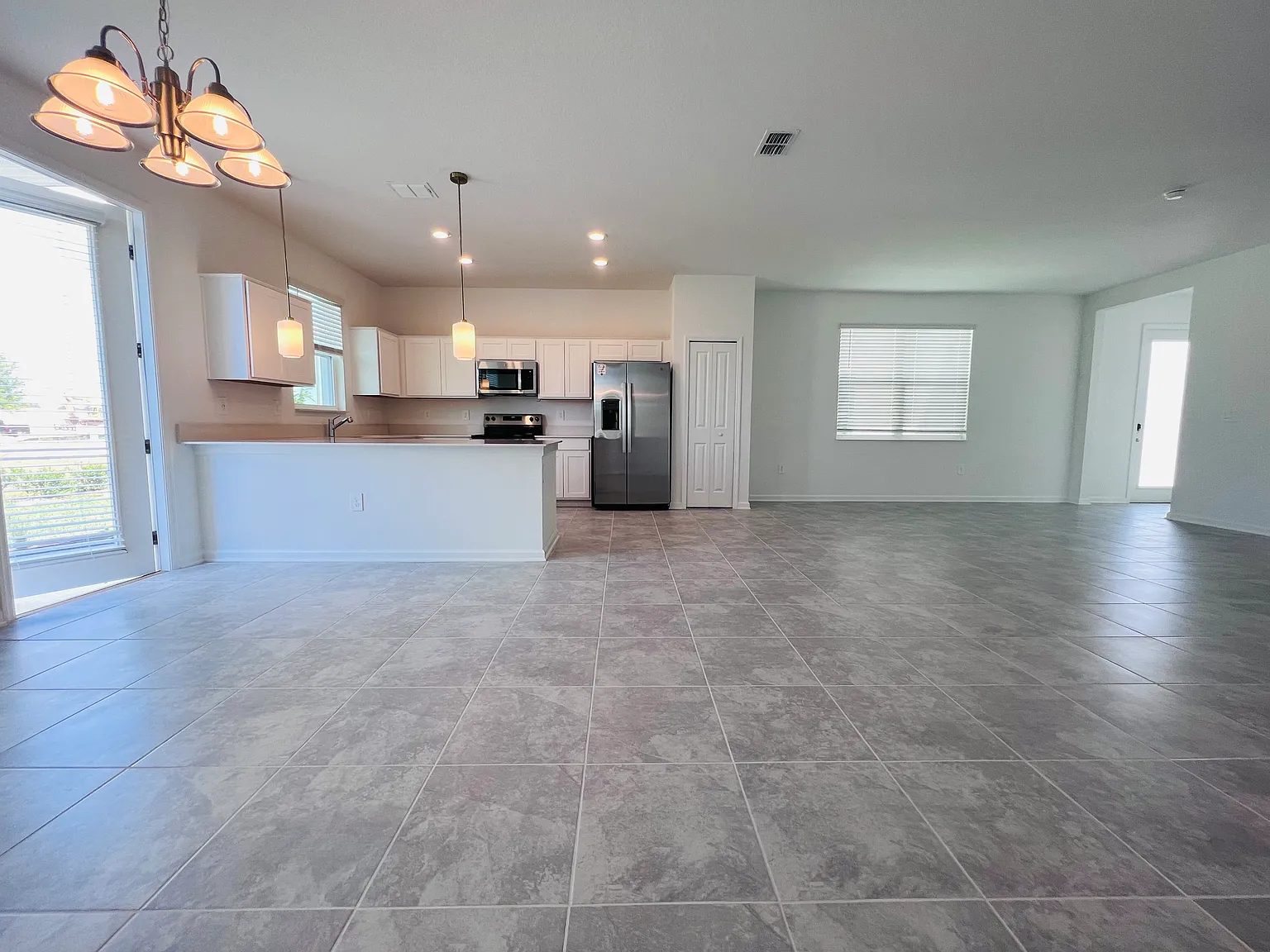 210 Bogey Dr — Photo 4