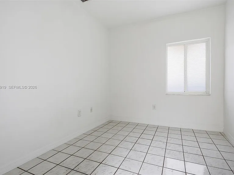 1743 SW 17th St #1 — Photo 18