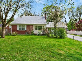 15 Morningside Drive, Delmar, NY 12054