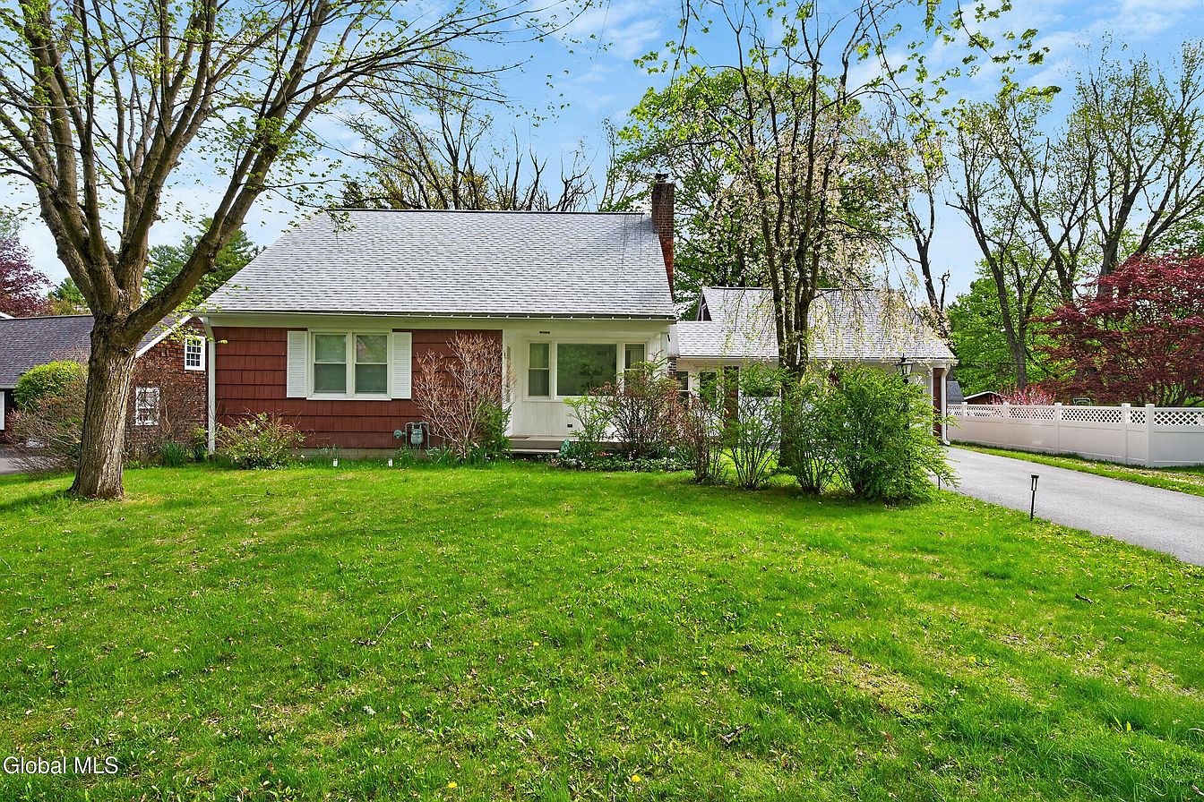 1st image of 15 Morningside Drive