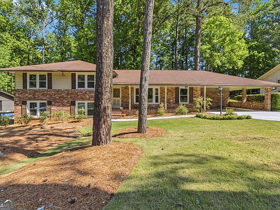 2nd image of 2738 Foster Ridge Rd