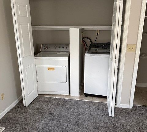 5th image of 102 Hickory St