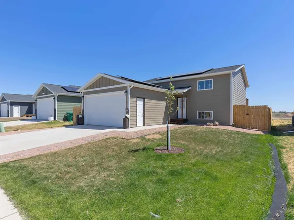 3950 Haralson Ln, Rapid City, SD 57703