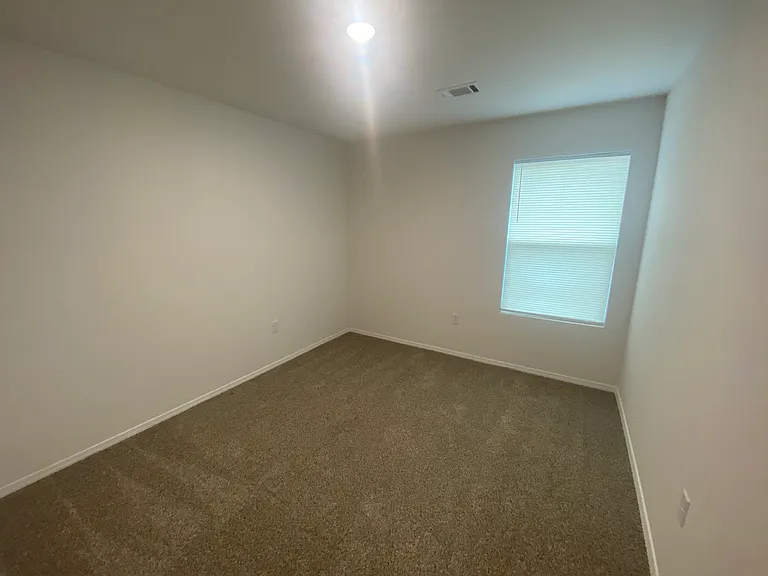 104 E Fredonia Ct — Photo 6